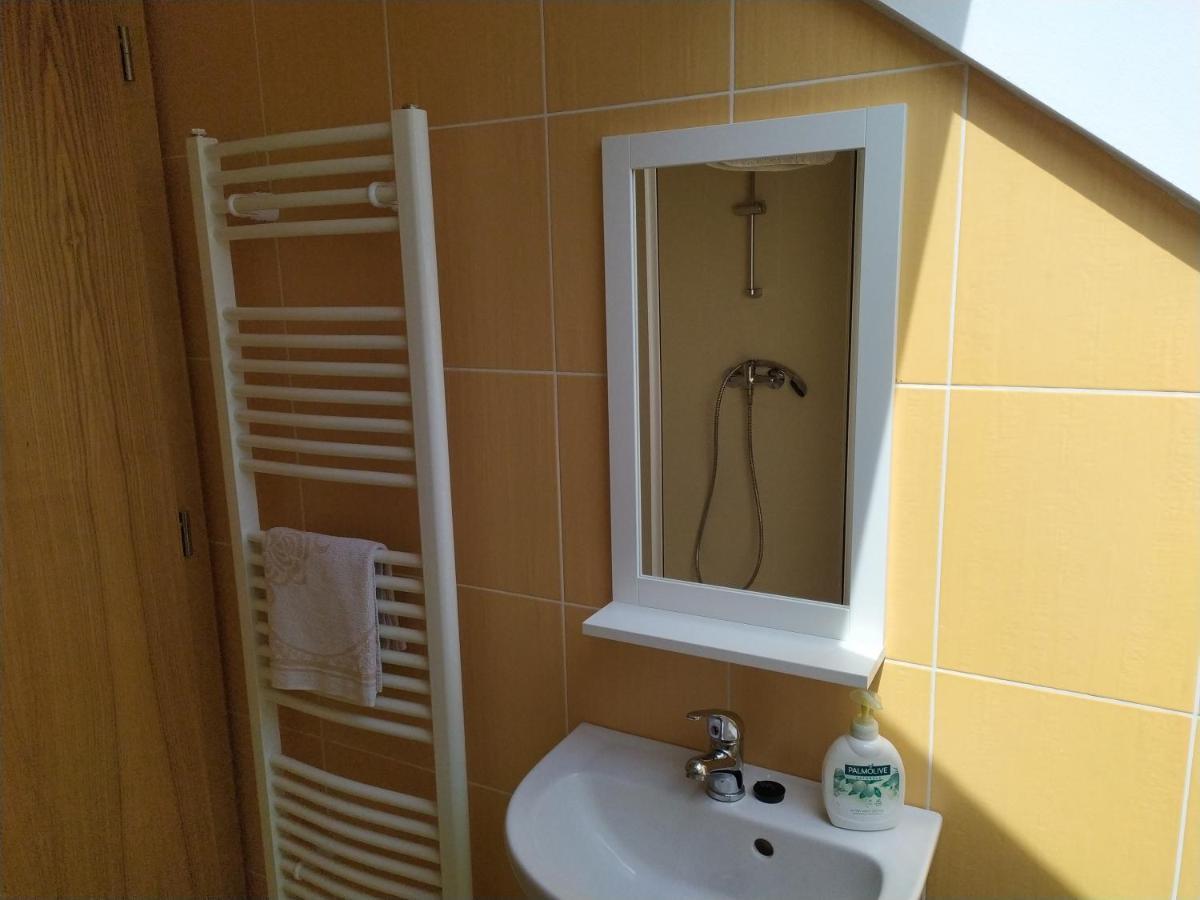 Apartment Koprivovi Němčičky Esterno foto
